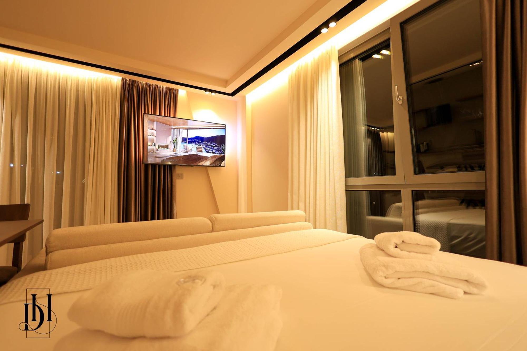 Deha Rooms & Apartments Tirana Extérieur photo