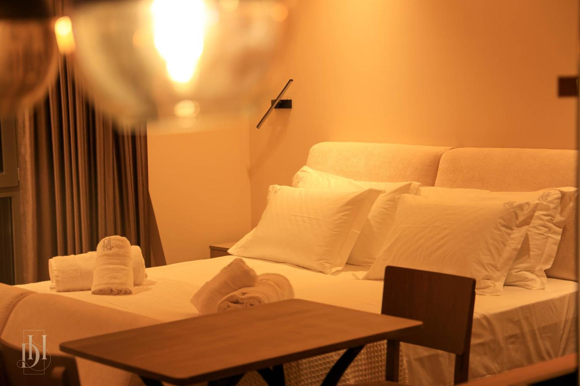 Deha Rooms & Apartments Tirana Extérieur photo